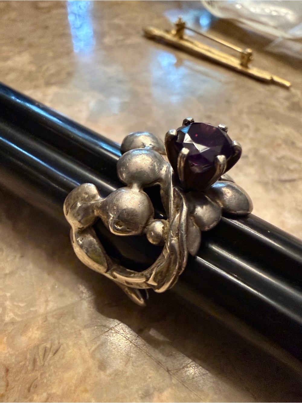 Vintage MCM sterling silver abstract, ring, brutalist style with amethyst - Picture 3 of 7